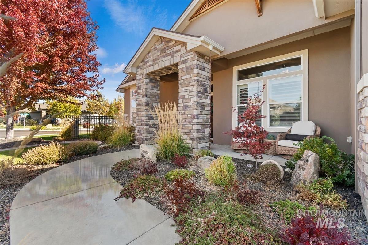 2036 N Finsbury Way, Star, Idaho 83669, 3 Bedrooms, 3.5 Bathrooms, Residential For Sale, Price $759,000, 99004466