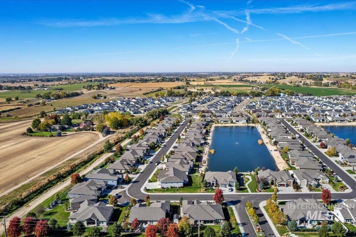 2036 N Finsbury Way, Star, Idaho 83669, 3 Bedrooms, 3.5 Bathrooms, Residential For Sale, Price $759,000, 99004466