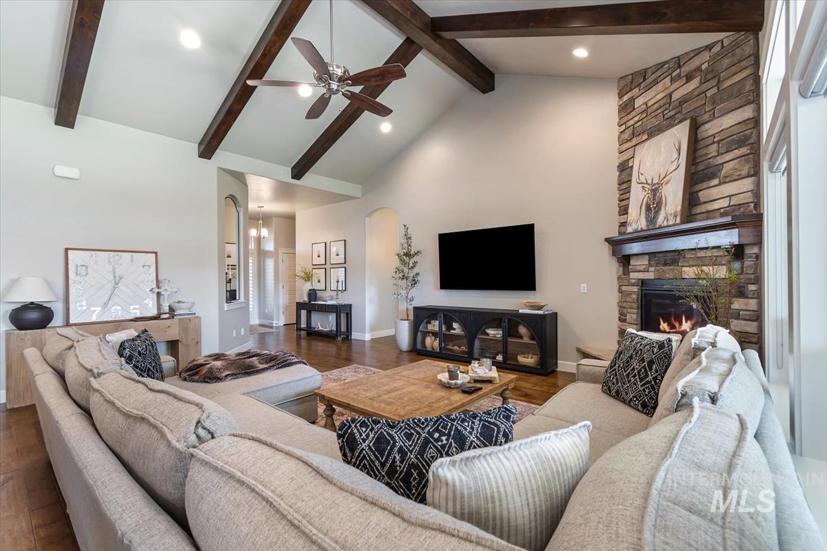 2036 N Finsbury Way, Star, Idaho 83669, 3 Bedrooms, 3.5 Bathrooms, Residential For Sale, Price $759,000, 99004466