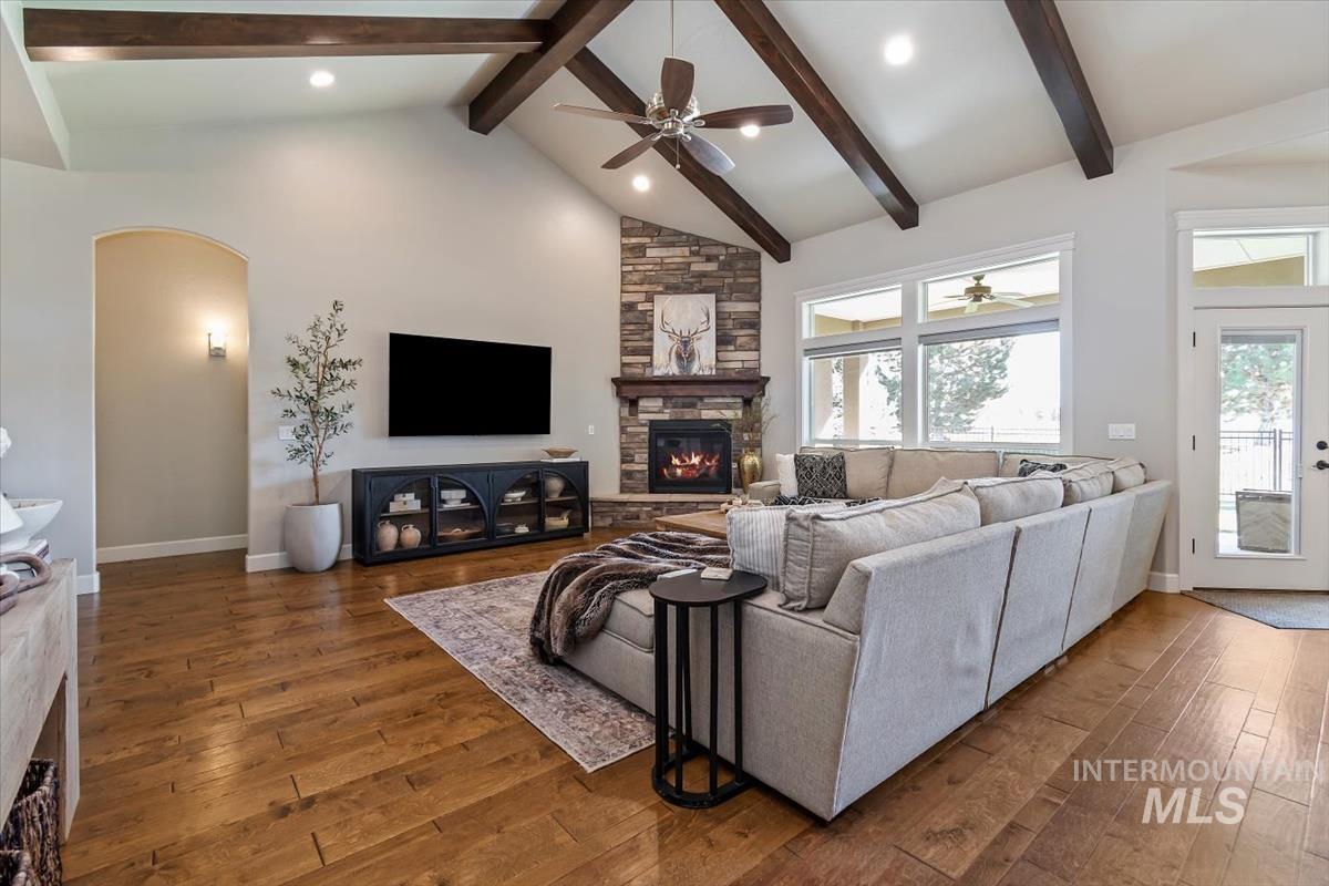 2036 N Finsbury Way, Star, Idaho 83669, 3 Bedrooms, 3.5 Bathrooms, Residential For Sale, Price $759,000, 99004466