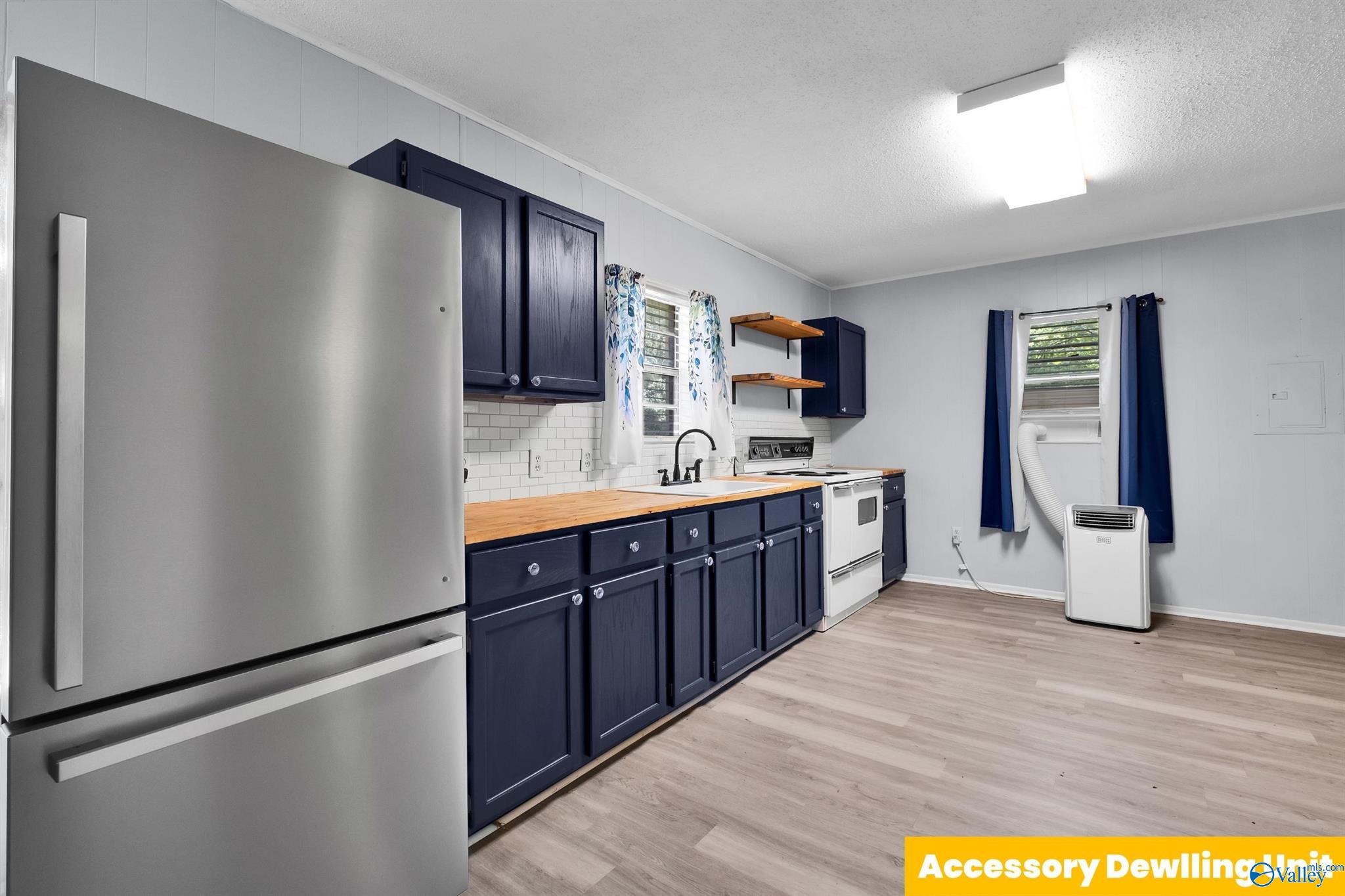 317 Wood Avenue SE photo 40