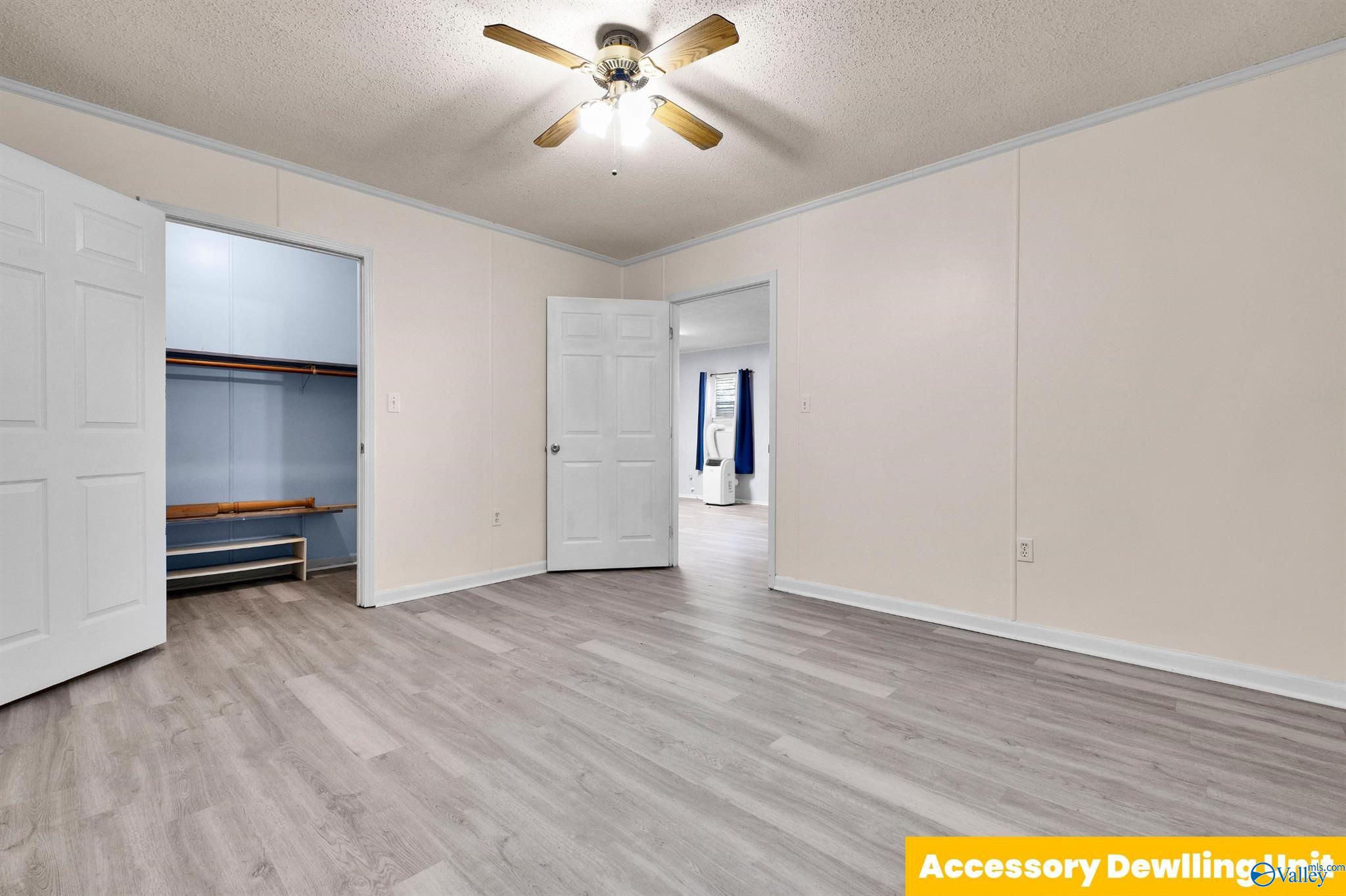 317 Wood Avenue SE photo 48